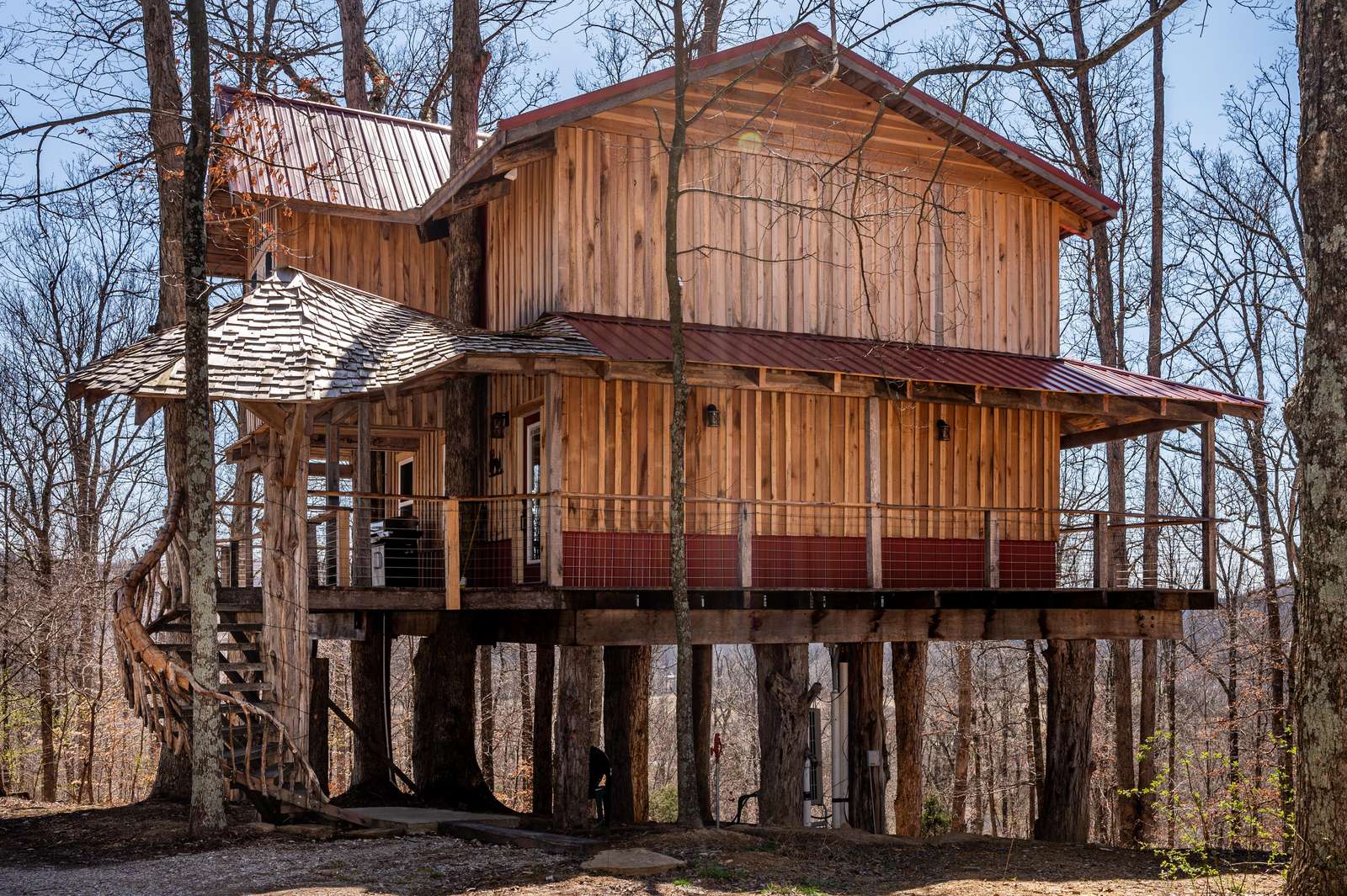 Mountaintop Treehouse - Photo 2