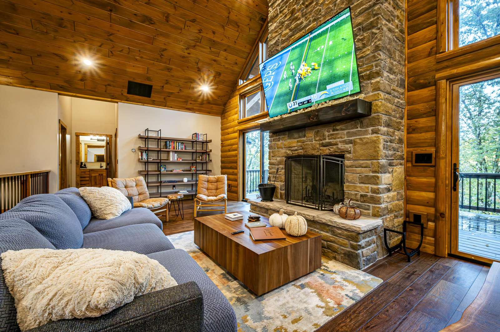 Copper Cliff Cabin - Photo 2