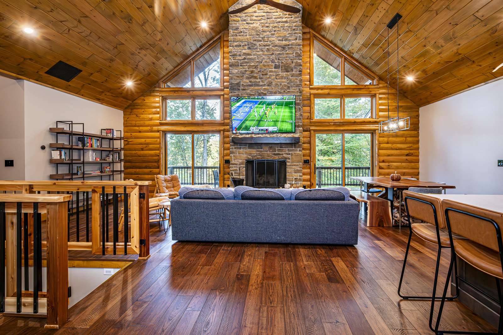 Copper Cliff Cabin - Photo 3