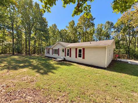 Tecumseh Trail Ridge, 3-bedroom home in Morgantown, Indiana