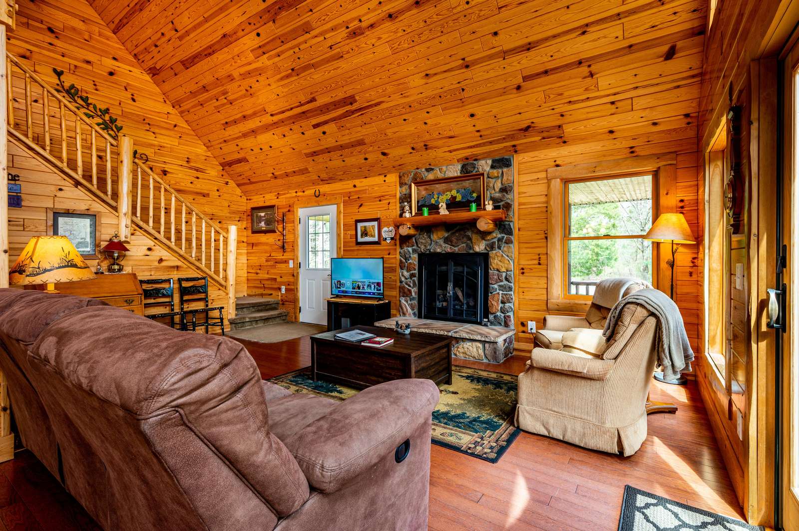 Beats Workin’ Cabin - Photo 3