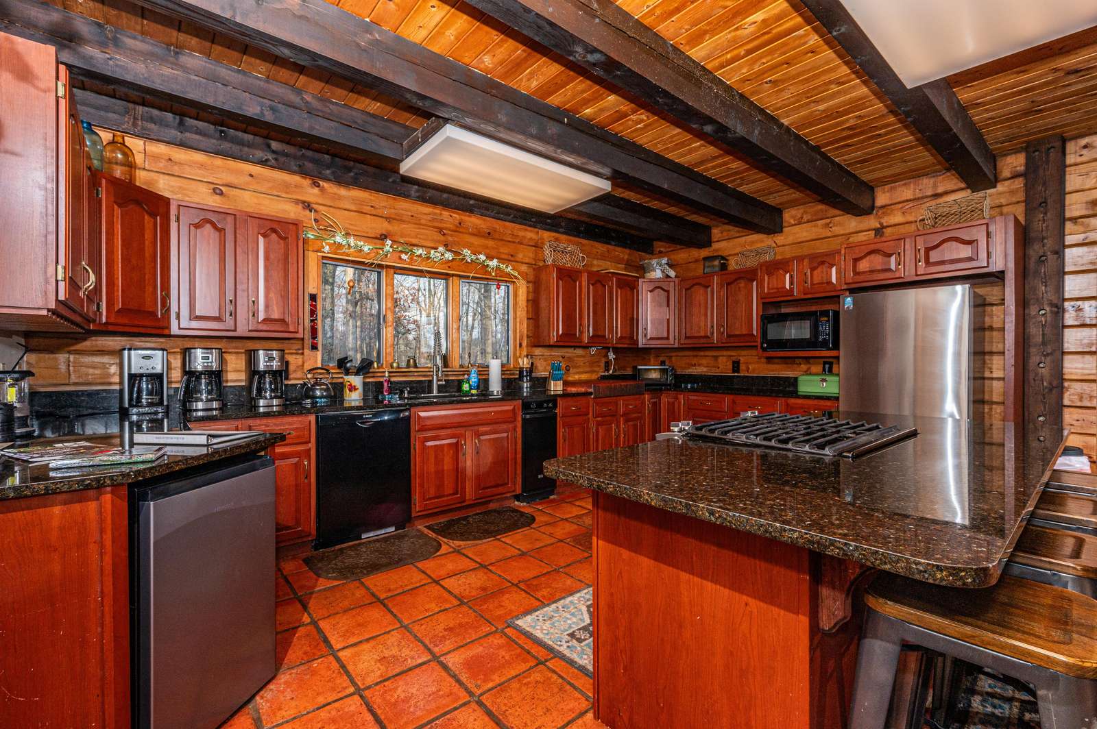 Cliff Creek Cabin - Photo 2