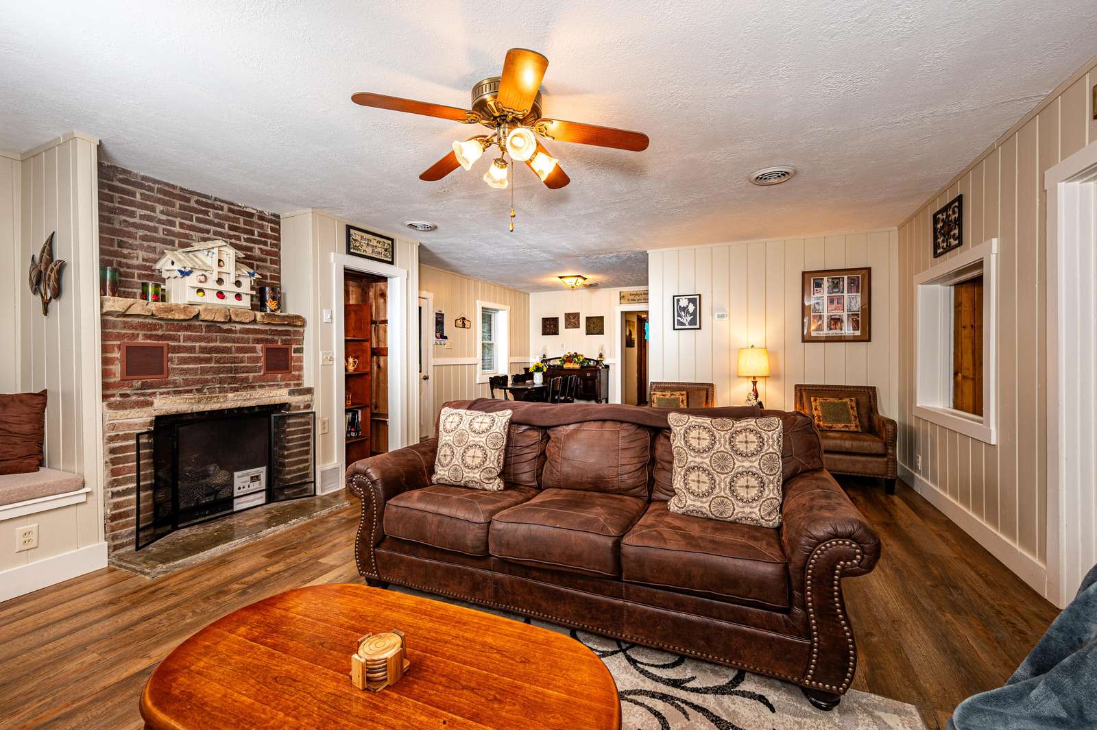 Country Resort Vacation Cabin - Photo 3