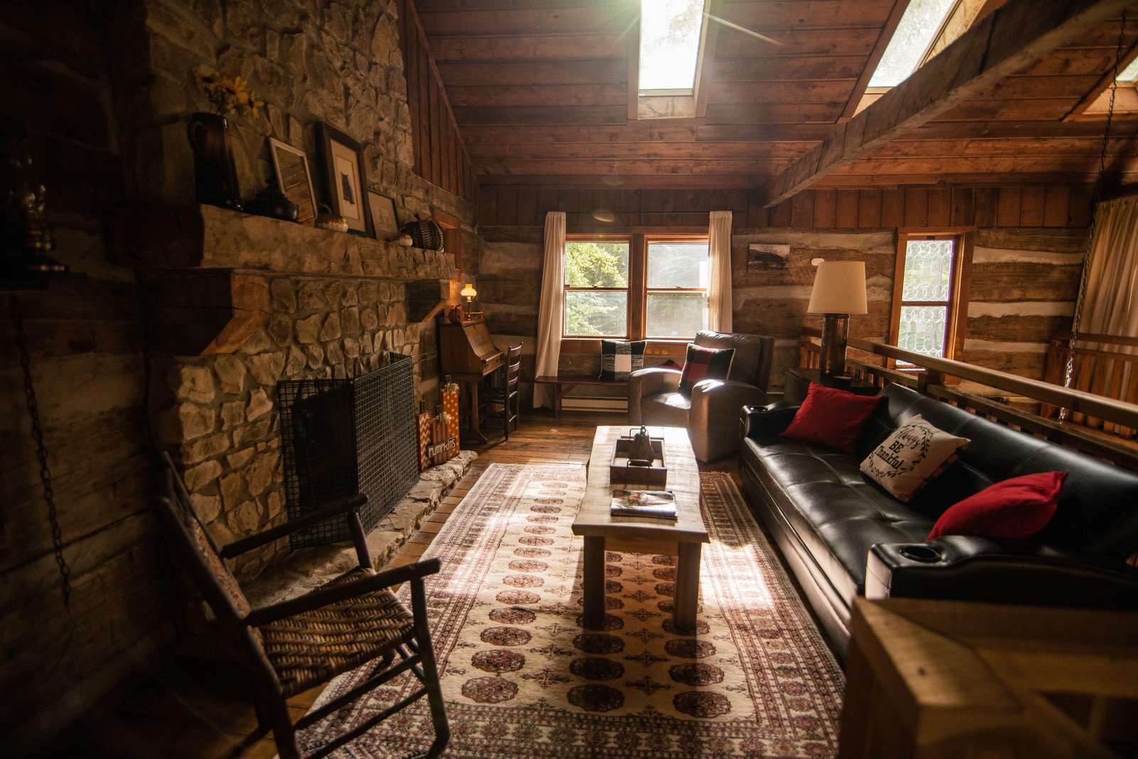 Covered Bridge Cabin - Photo 3