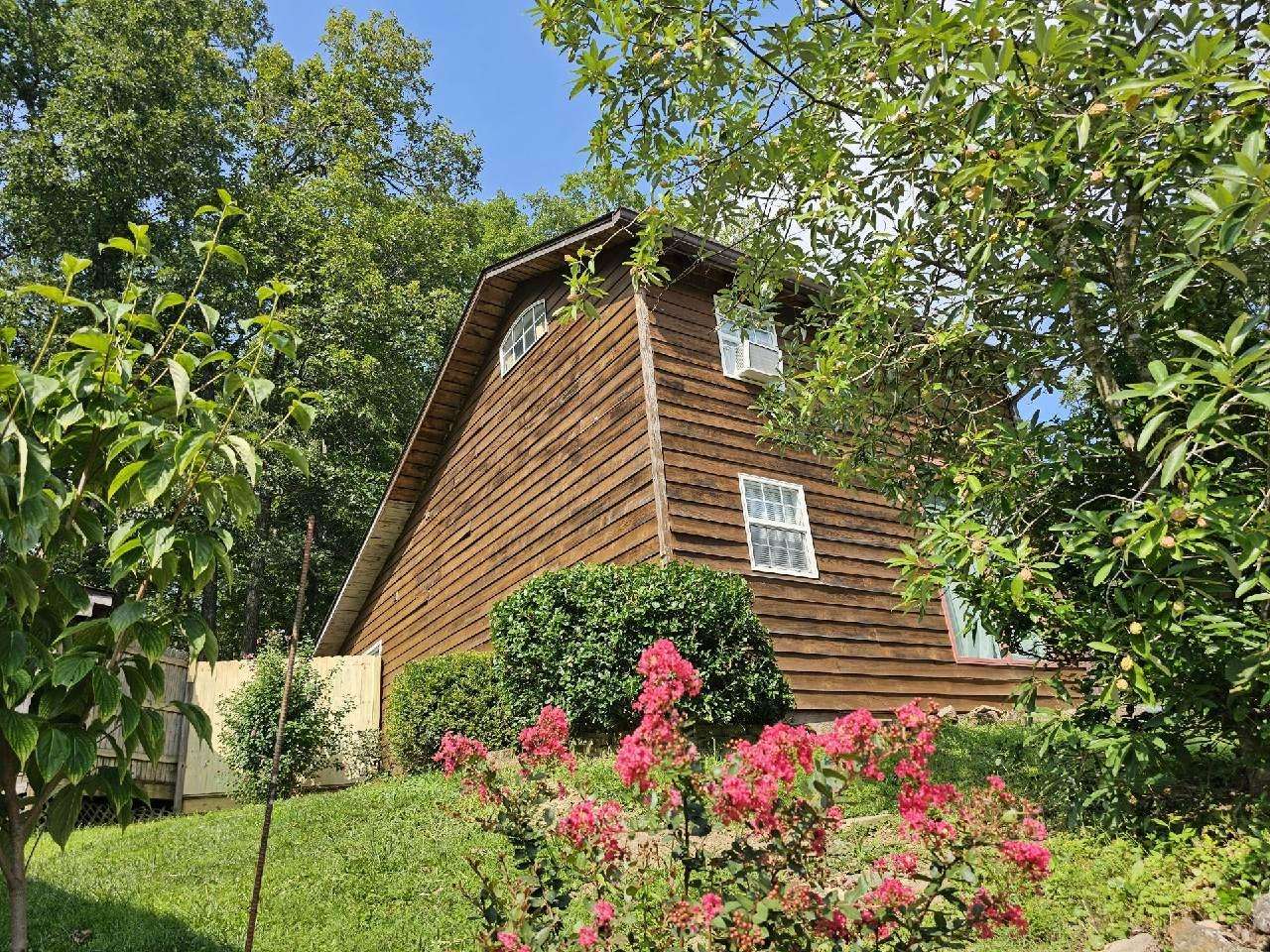Cowboy Way Vacation Cottage - Photo 1