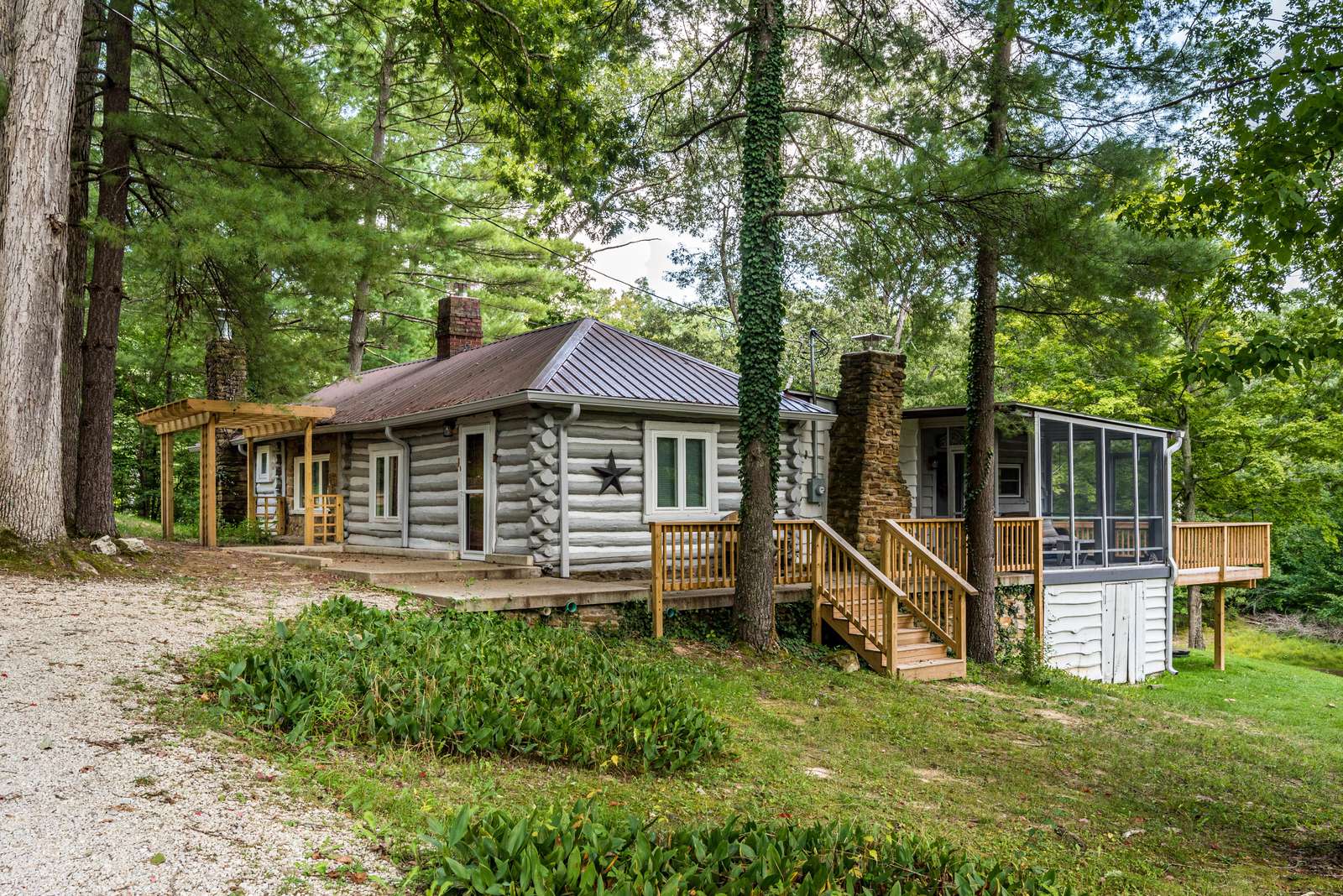 Serenity Cabin - Photo 1