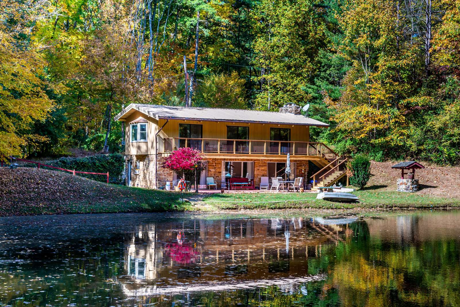 Cute as a Button Cabin - Photo 1