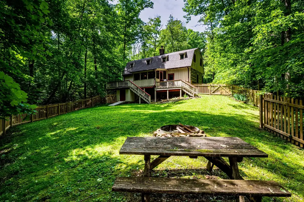 Brown County Cabins with Fenced Yards